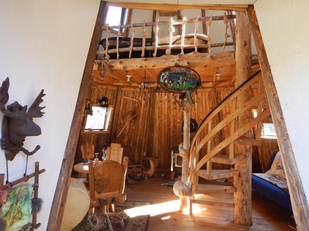 Aux Tipis De La Riviere Sauvage Villa Saint Romain Bagian luar foto