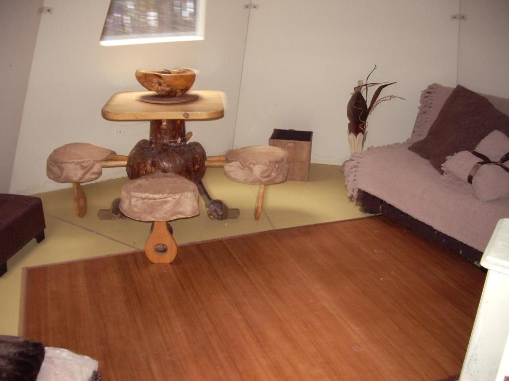 Aux Tipis De La Riviere Sauvage Villa Saint Romain Bagian luar foto