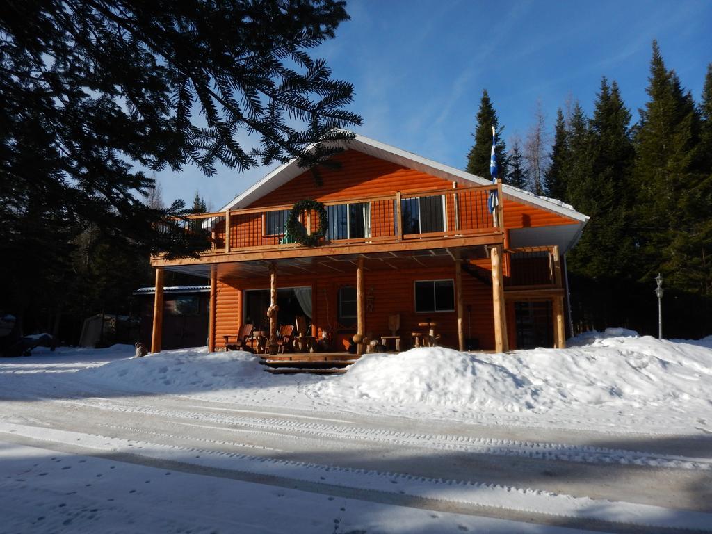 Aux Tipis De La Riviere Sauvage Villa Saint Romain Bagian luar foto